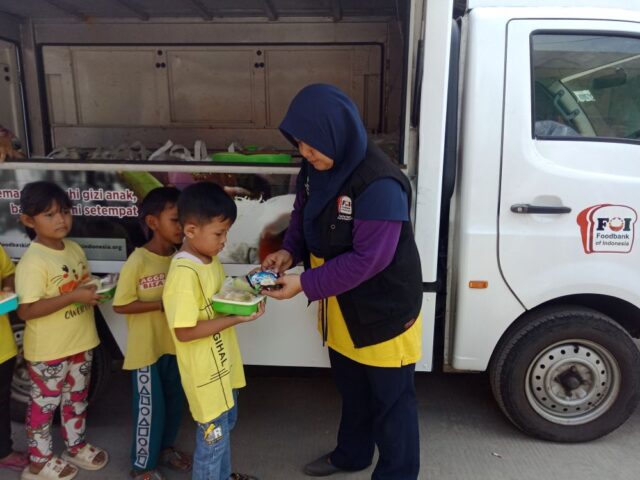 Foodbank bagikan sarapan gratis untuk anak-anak |IST